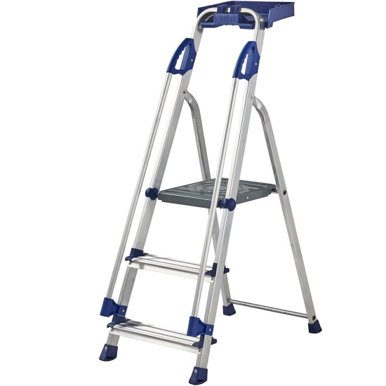 Werner 7050318L Workstation Stepladder 3 Tread Werner 7050318L Workstation Stepladder 3 Tread