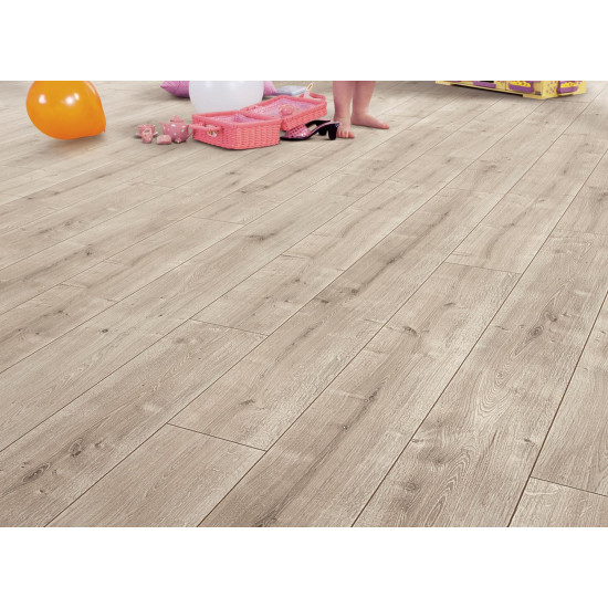 Elka Driftwood Oak Laminate Flooring 1261 x 192 x 8mm Pack Size 2.179m2 Elka Driftwood Oak Laminate Flooring 1261 x 192 x 8mm Pack Size 2.179m2