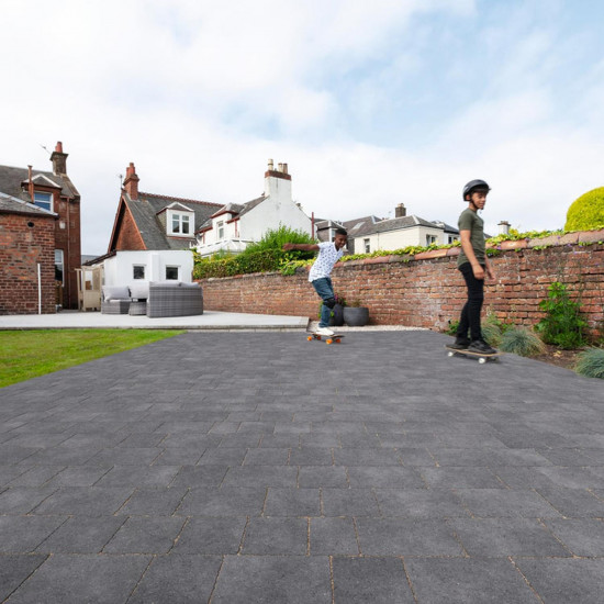 Marshalls Drivesett Tegula 240 x 160 x 50 Charcoal PV113716K Marshalls Drivesett Tegula 240 x 160 x 50 Charcoal PV113716K